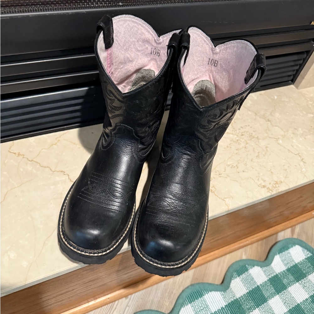 Ariat Black Leather Short Boots